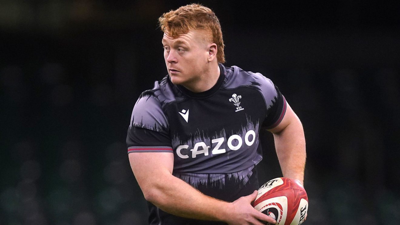 Bradley Roberts warming up for Wales.