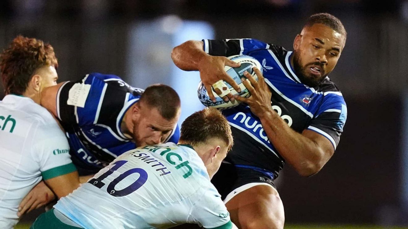 Ollie Lawrence in action for Bath against Northampton Saints in the Premiership 2024.