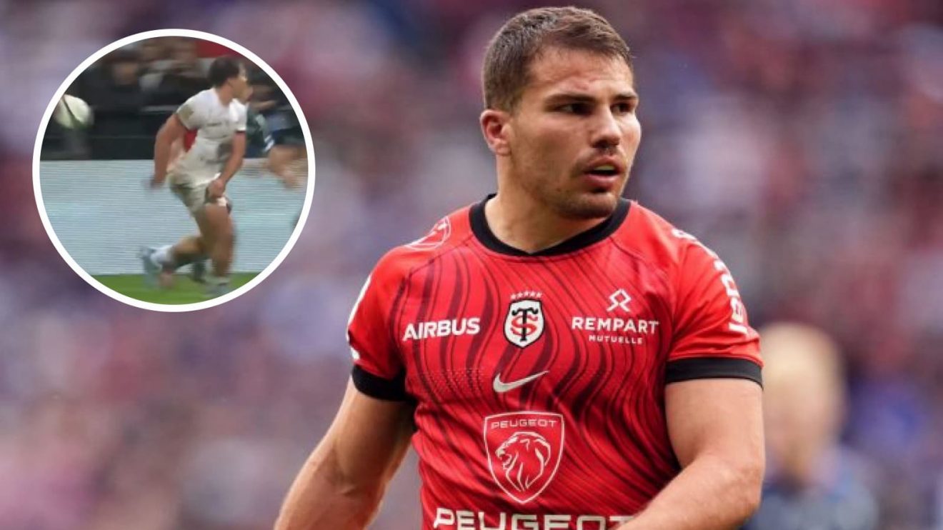 Antoine Dupont produced an incredible try assist on Saturday.