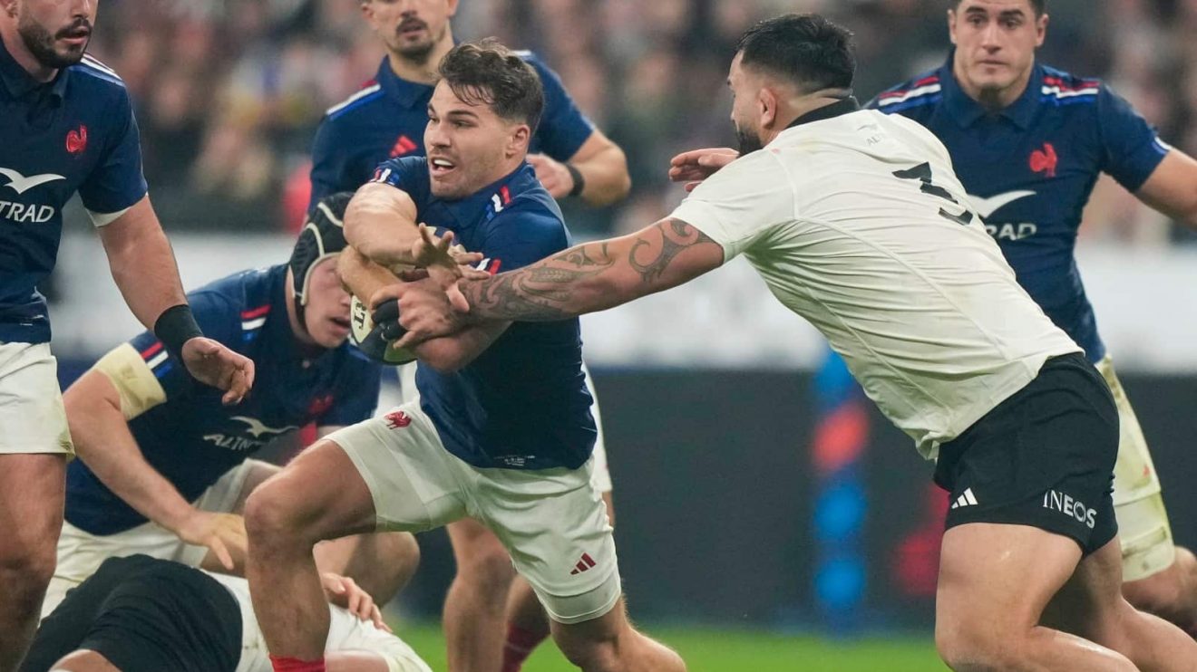Antoine Dupont in action for France against the All Blacks in 2024.