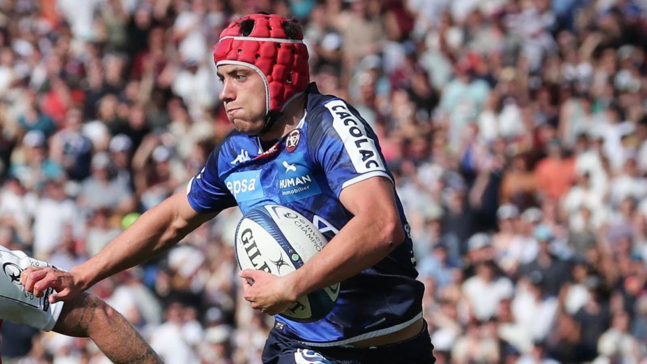 Louis Bielle-Biarrey in action for Bordeaux-Begles in the Champions Cup in 2024.