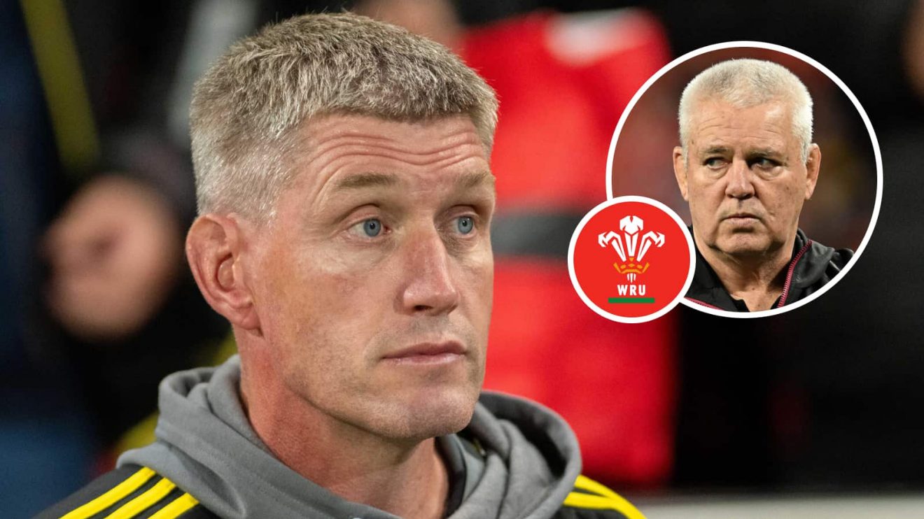 La Rochelle boss Ronan O'Gara and an insert of Wales head coach Warren Gatland.