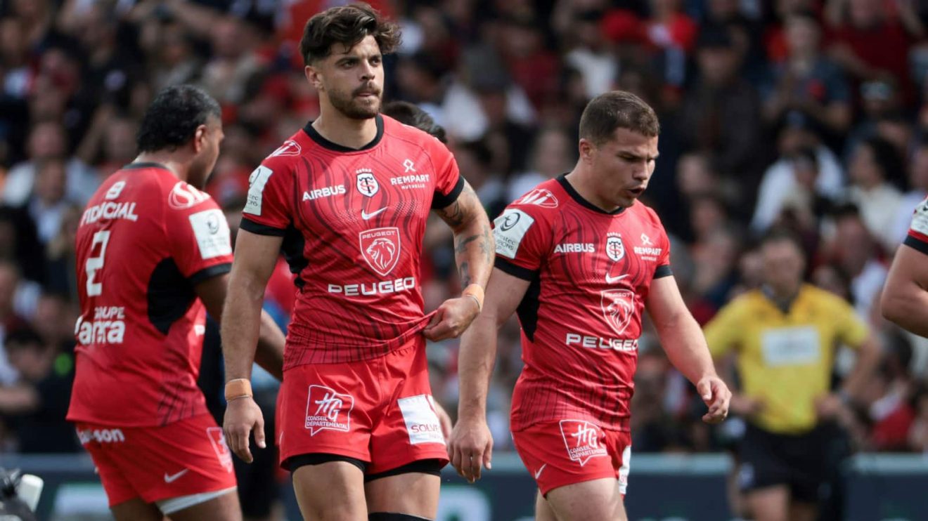 Romain Ntamack and Antoine Dupont in action for Toulouse.