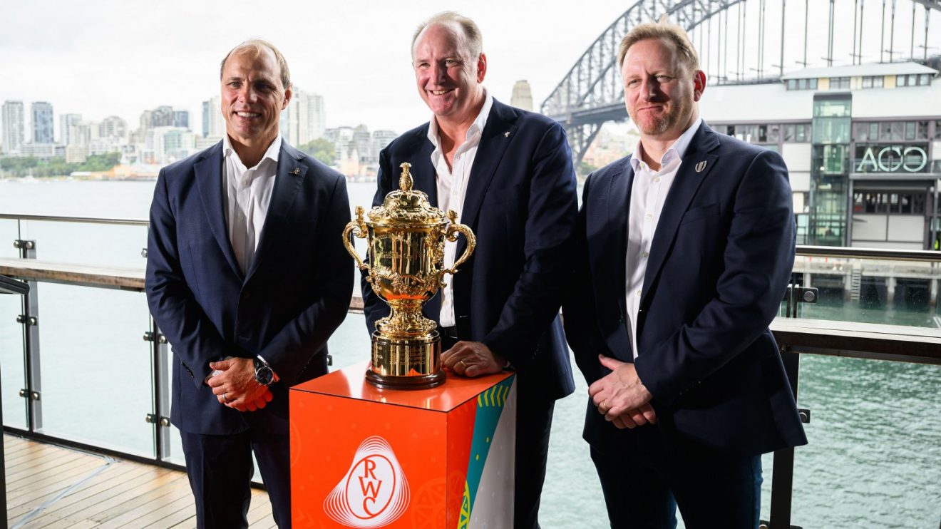 Phil Waugh Brett Robinson and Alan Gilpin with RWC 2025 - Alamy.jpg