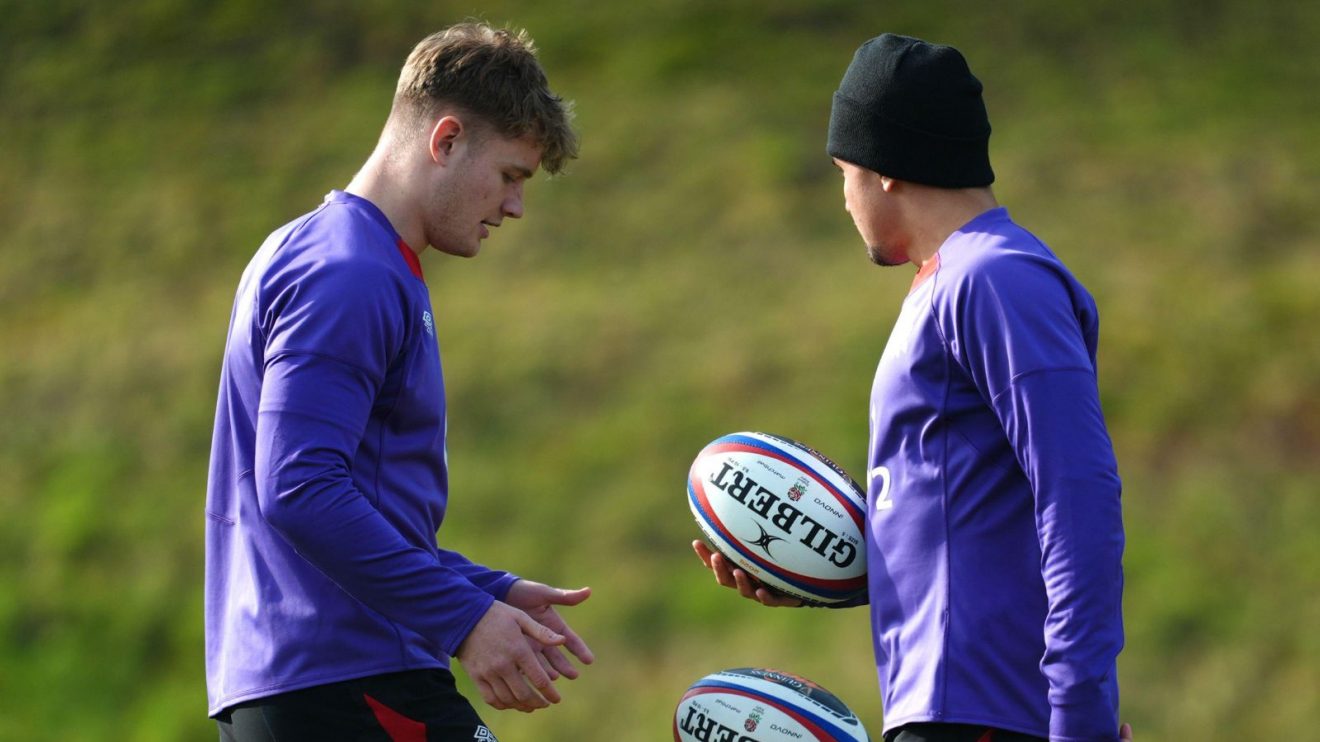 England backs Fin and Marcus Smith in training at Pennyhill Park