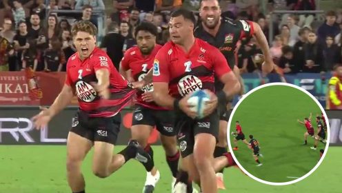 Justin Marshall slams officials after All Blacks star escapes ‘clear’ yellow card for ‘professional foul’
