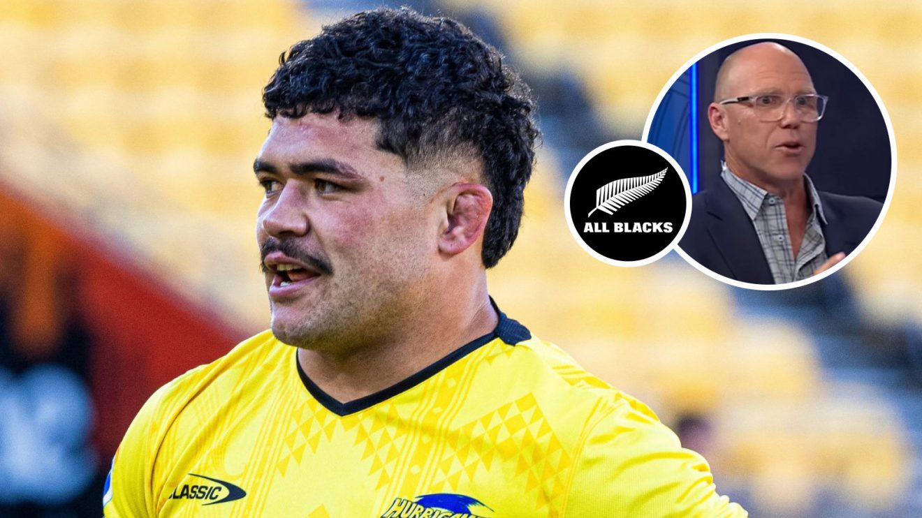 Du'Plessis Kirifi and Jeff Wilson photo. (Photo credit: James Foy/Speed Media AU/Iconsportswire)