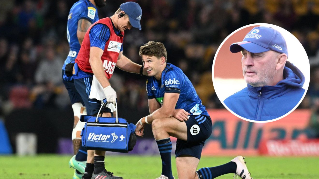 Beauden Barrett and Vern Cotter image