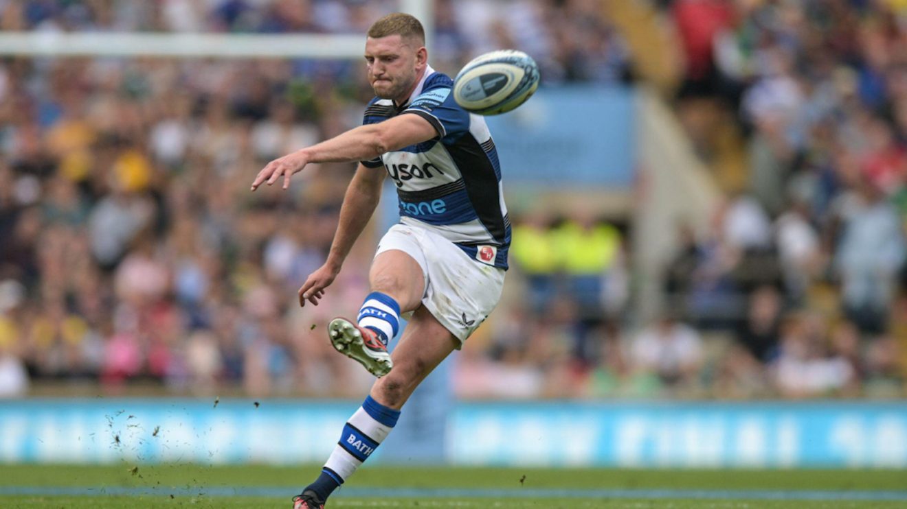 Bath fly-half Finn Russell kicking at goal.