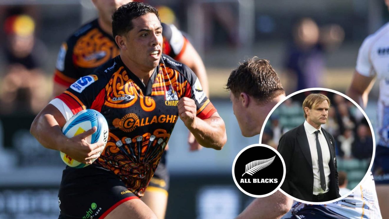 Anton Lienert-Brown in action for the Chiefs in 2025 and All Blacks head coach Scott Robertson (inset).