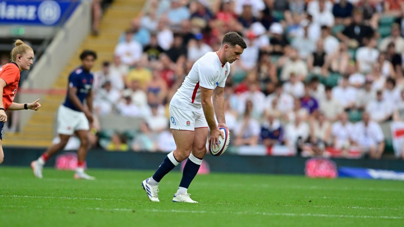 George Ford taking a kick against France XV