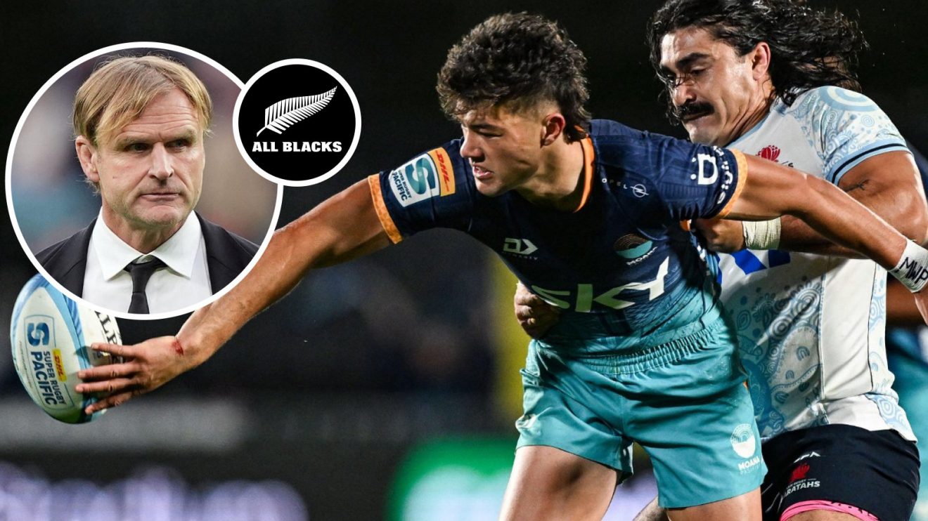 Scott Robertson and Kyren Taumoefolau photo