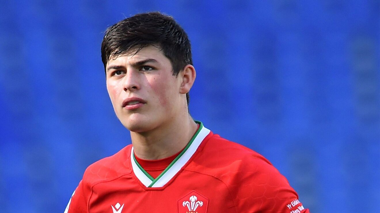 Louis Rees-Zammit rugby