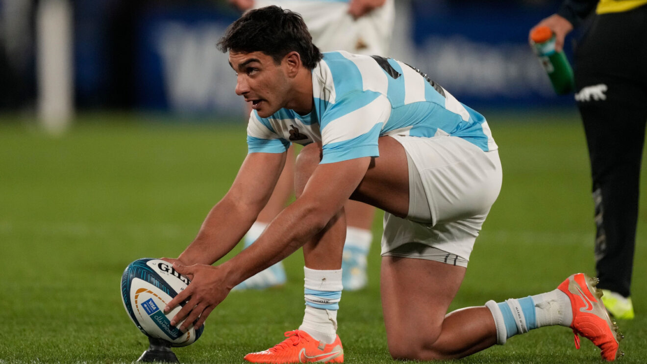 Santiago Carreras lining up a shot at goal for Argentina.