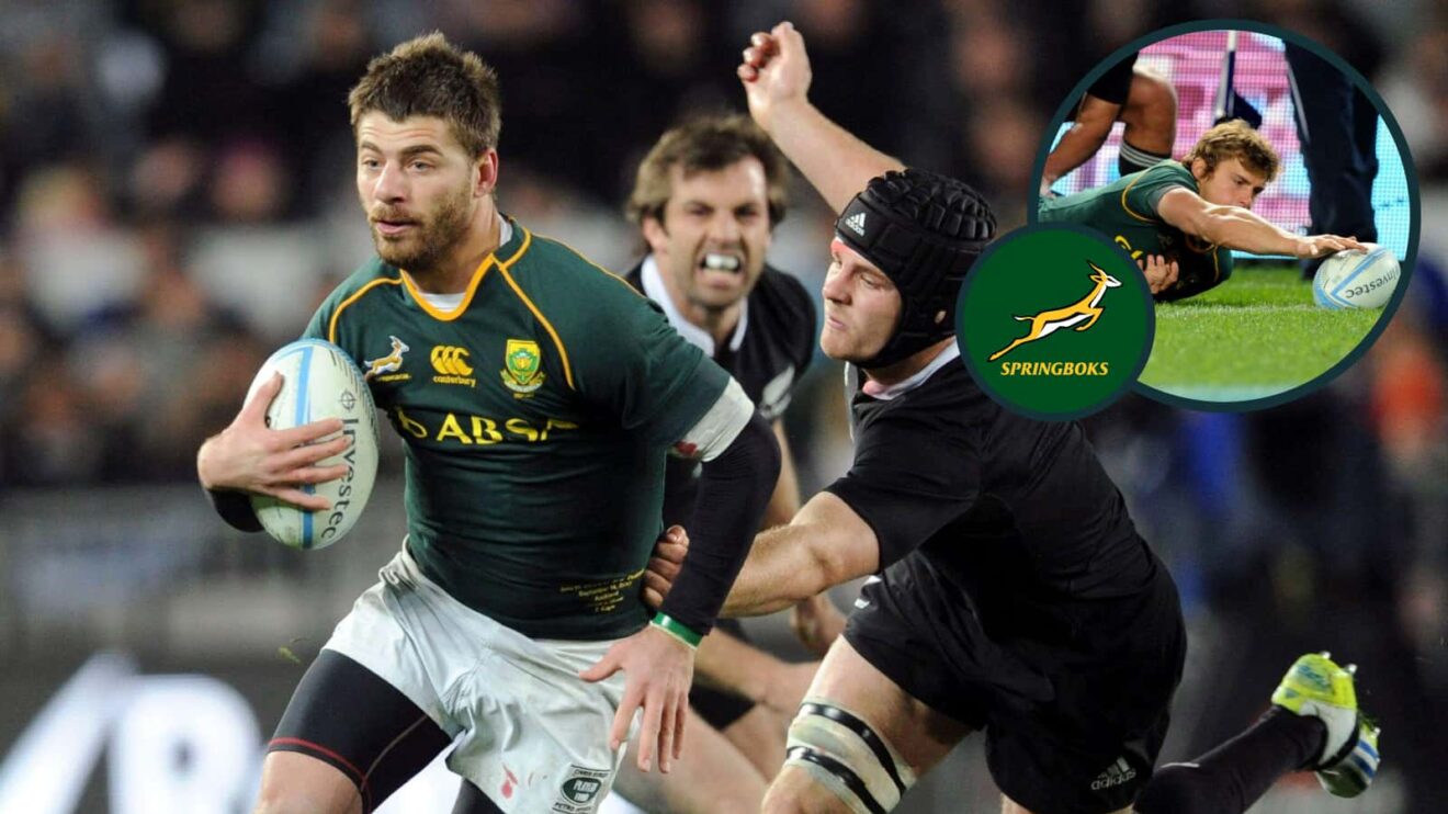 Springboks Willie Le Roux and Pat Lambie in action at Eden Park against the All Blacks
