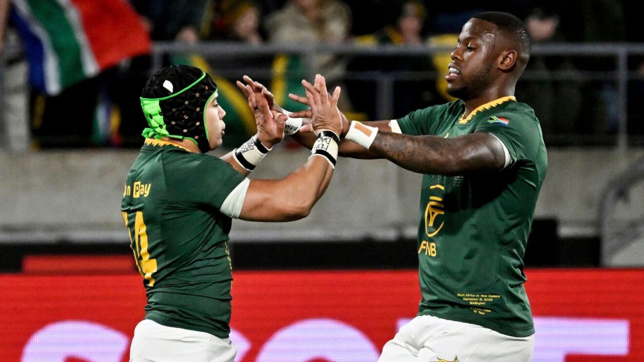 Cheslin Kolbe and Aphele Fassi celebrating