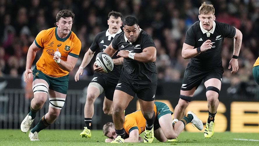 Samisoni Taukei'aho drives with the ball for the All Blacks vs the Wallabies