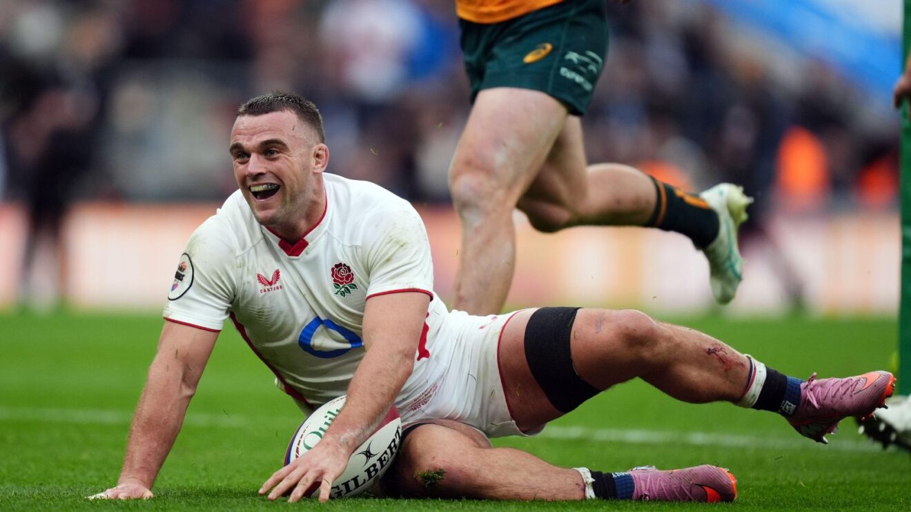 England back-rower Ben Earl scoring a try v Australia in 2025