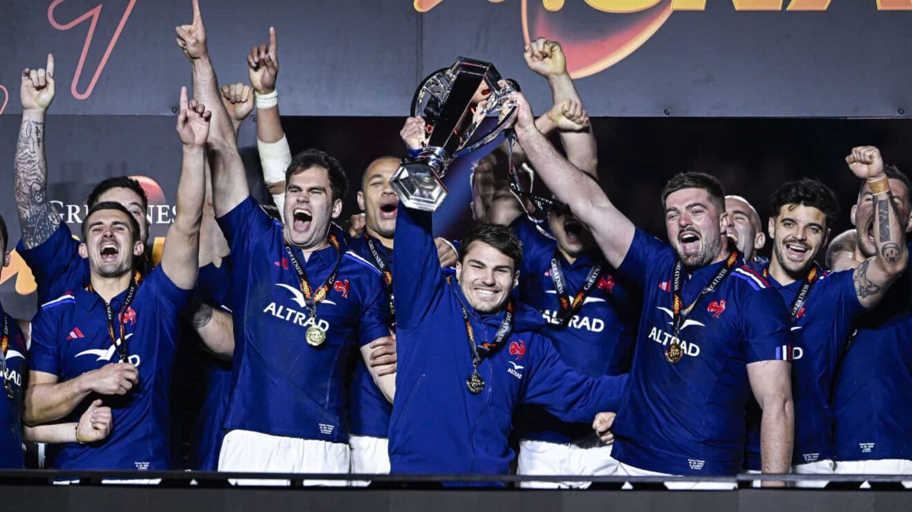 France lift the trophy after winning the 2025 Six Nations title.