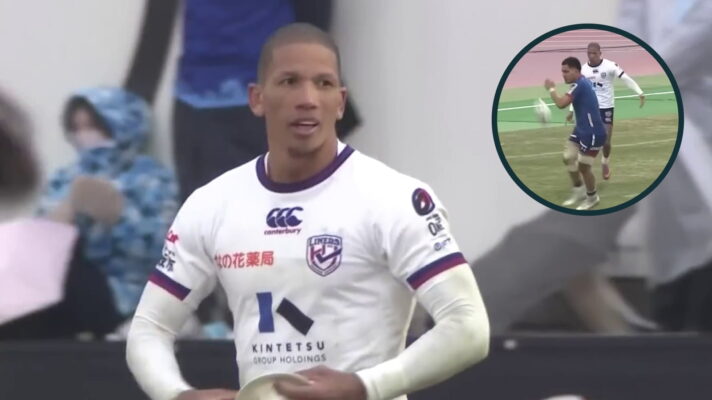 Manie Libbok in action for Hanazono Kintetsu Liners.