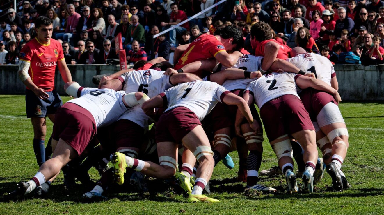 Georgia players in a maul in the 2025 REC