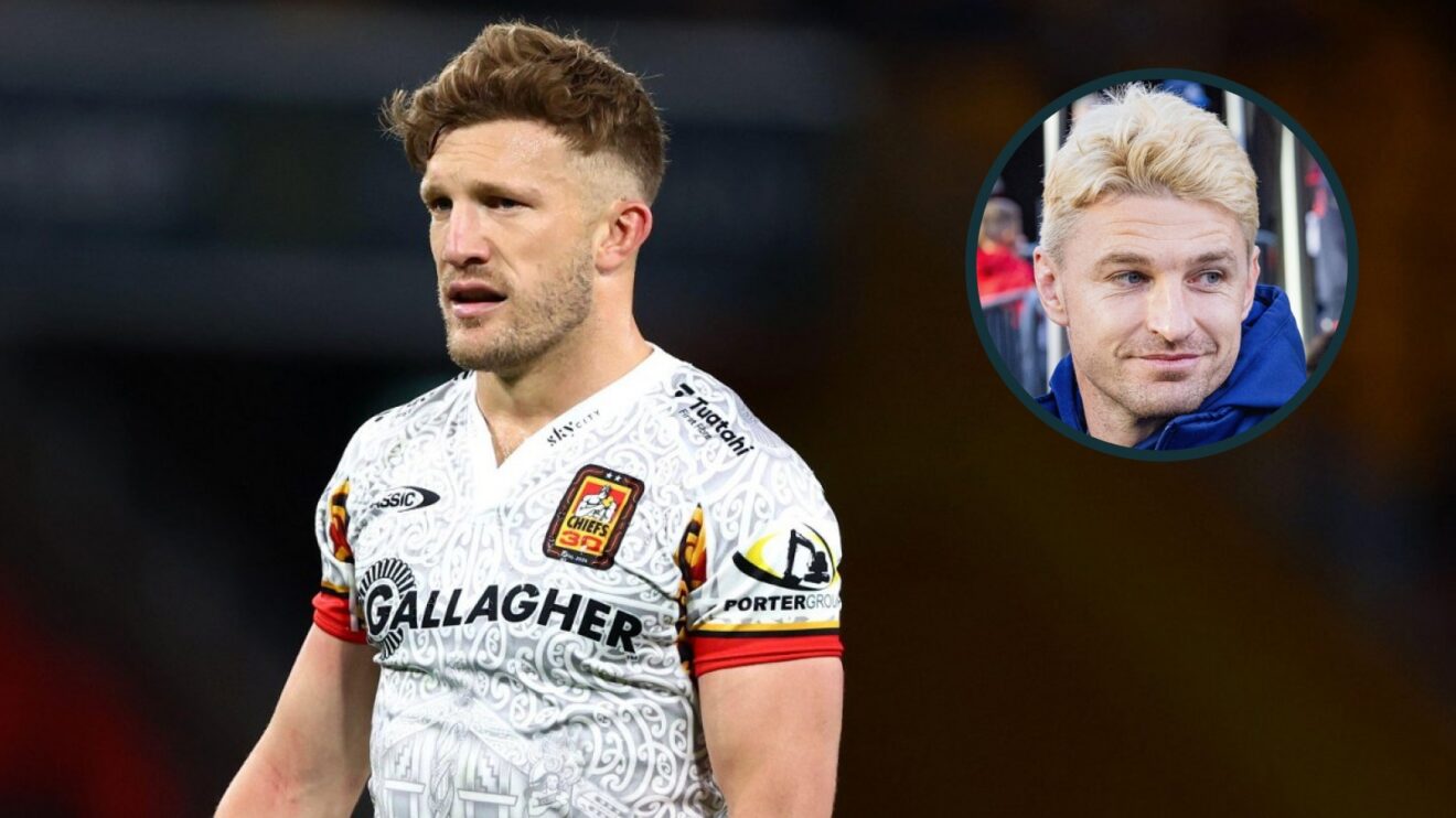 Damian McKenzie and Beauden Barrett image