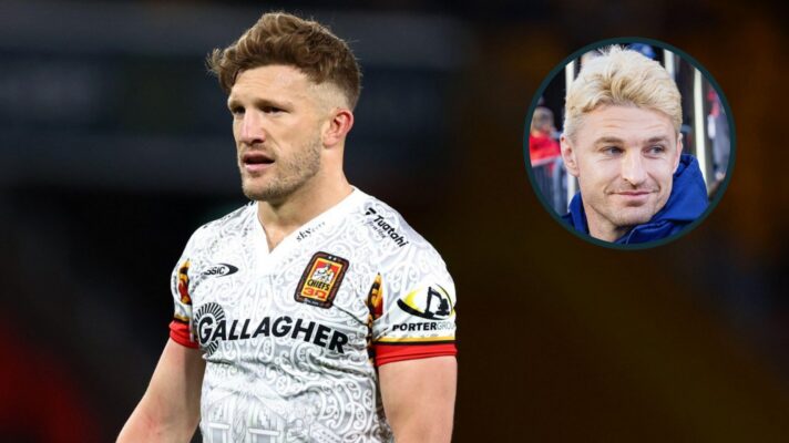 Damian McKenzie and Beauden Barrett image