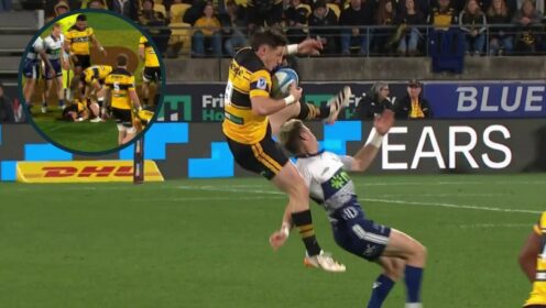 Cameron Roigard and Beauden Barrett during the Super Rugby Pacific semi-final between the Hurricanes and Blues.