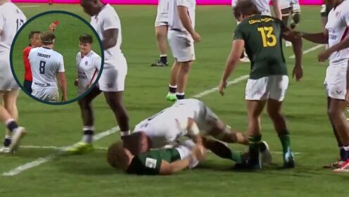 Seb Kelly's headbutt on Luan Giliomee during the Junior World Championship.