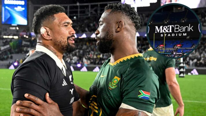 All Blacks captain Ardie Savea with Springboks skipper Siya Kolisi.