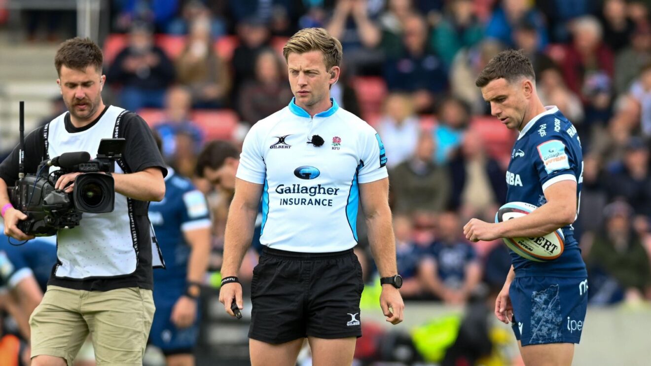 Christophe Ridley officiating a PREM Rugby fixture